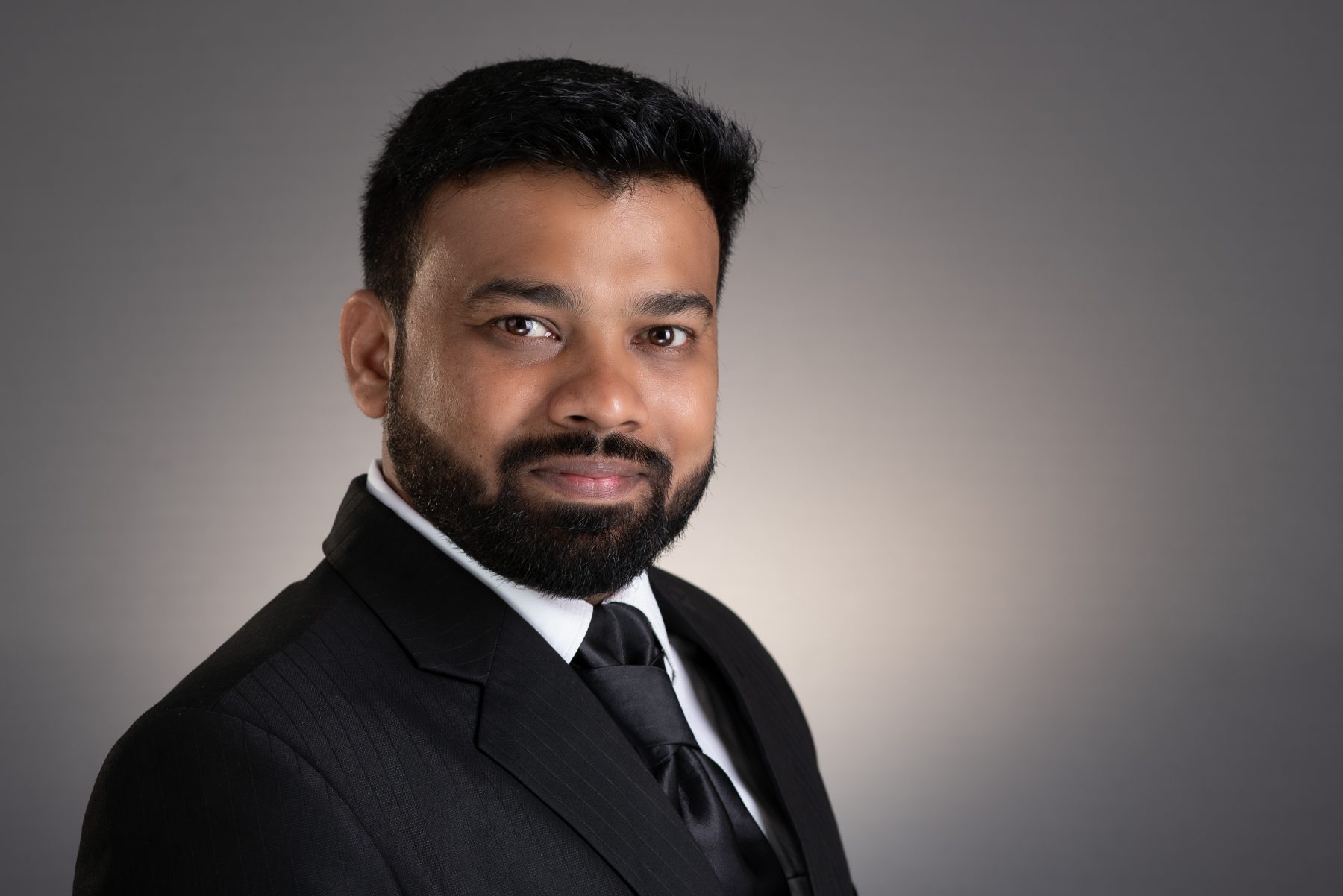 Mugshot vs Corporate headshot Masterpics.in Photographer in Thane