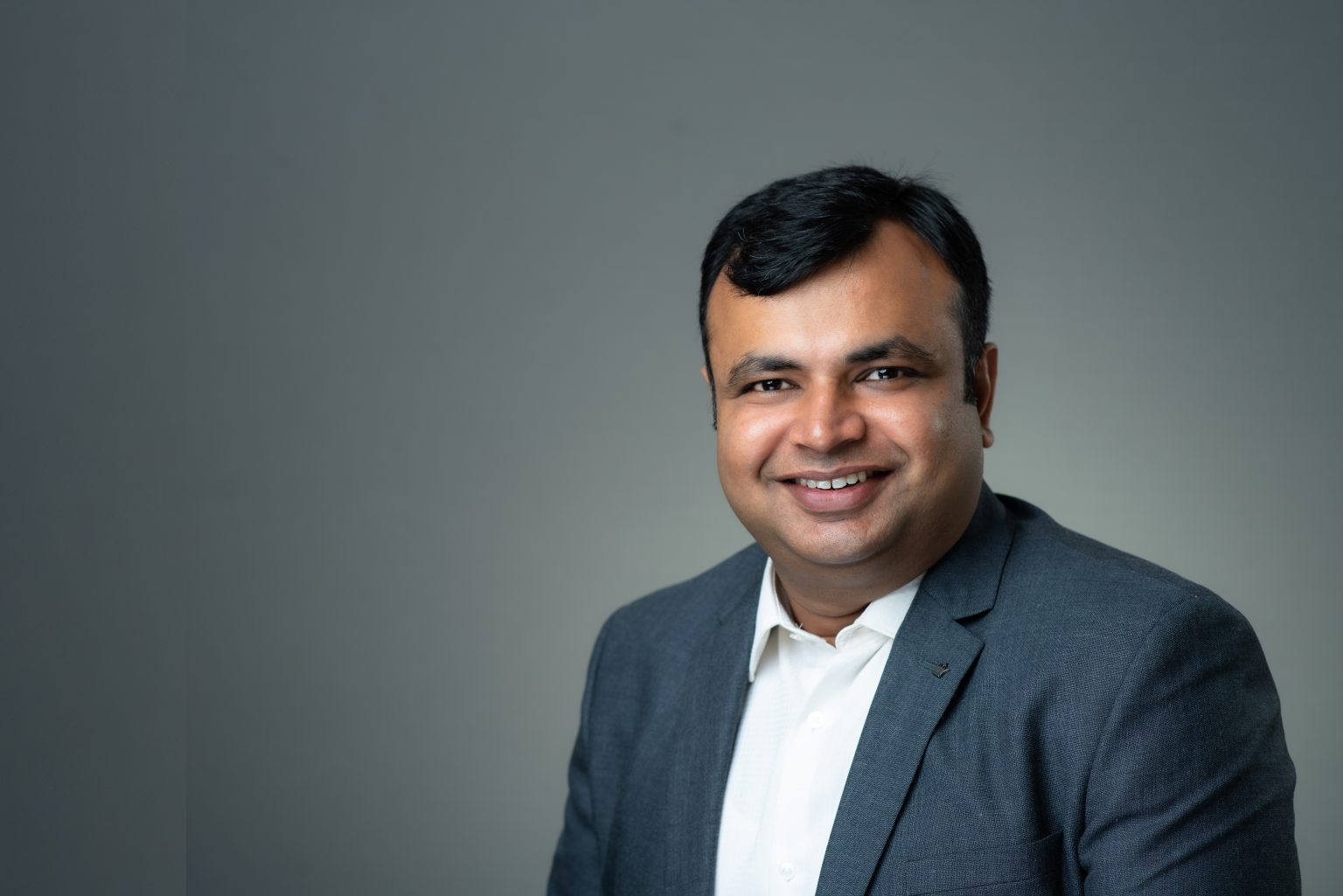 Mugshot vs Corporate headshot Masterpics.in Photographer in Thane